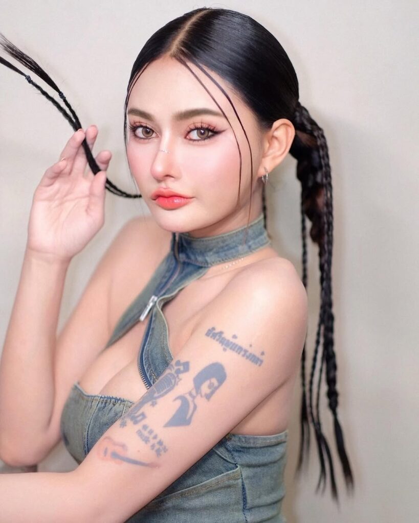 น้ำแข็ง ทิพวรรณ
