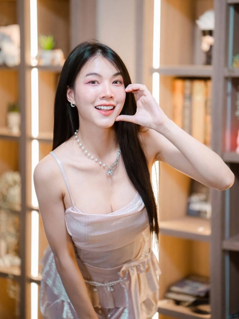 เหมยหลิน ประณยา